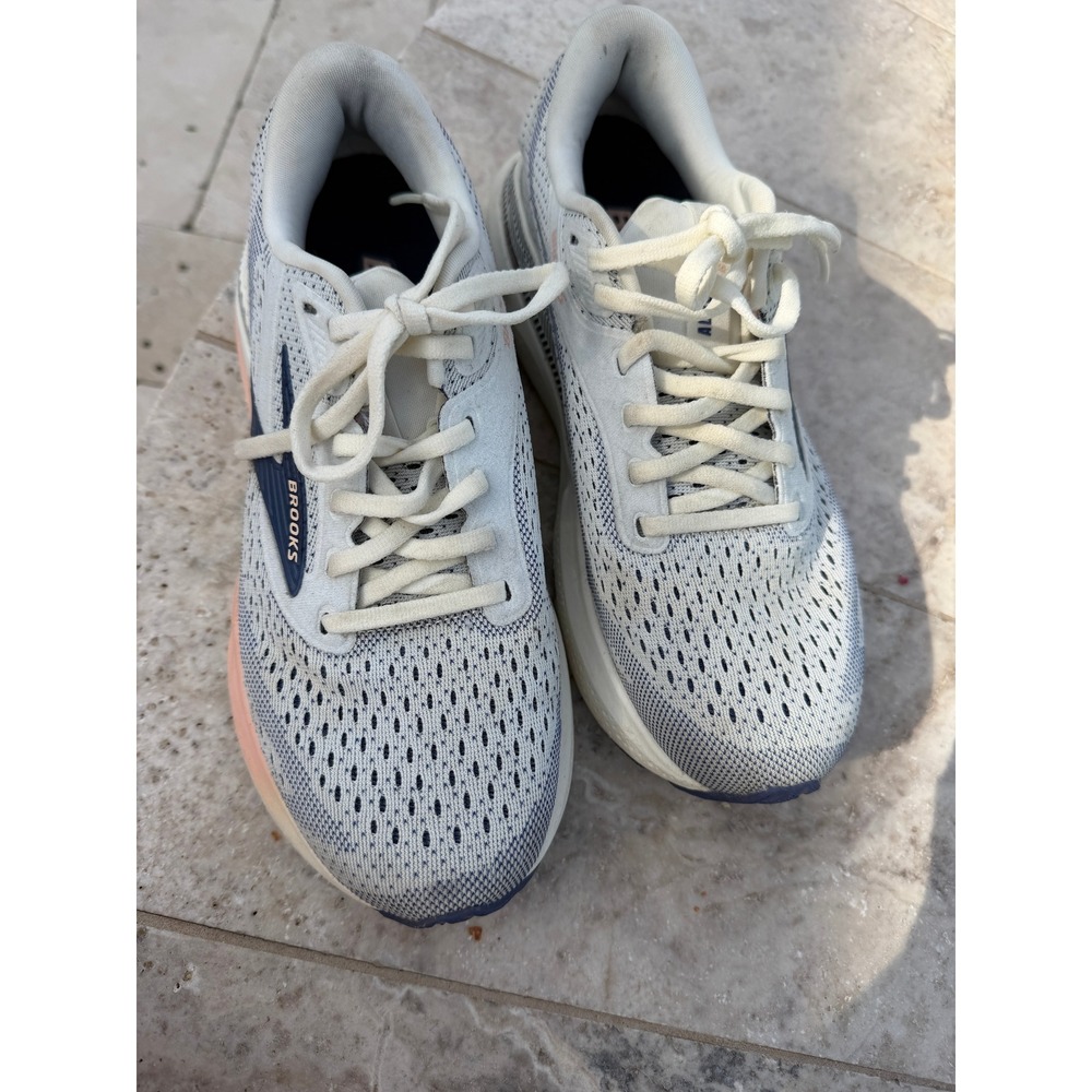 Brooks Adrenaline GTS 23 Womens Running Shoes White Navy Peach 7.5 B